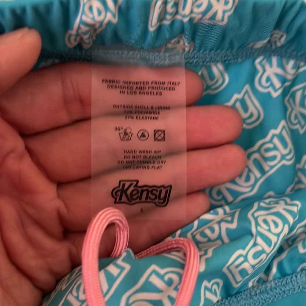 MEN’s KENSY(Barbie Inspired) swim trunk size SMALL - Picture 4 of 7
